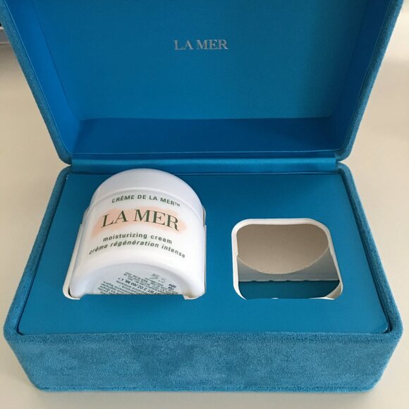 La Mer Crème de la Mer Moisturizing Cream - Picture 2 of 10
